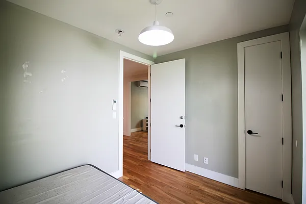 Rented by Hagstrom Management Inc | media 20