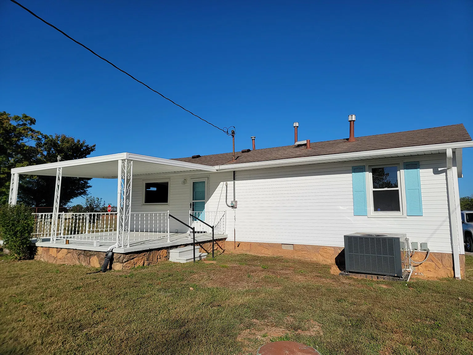305 Gracey Sinking Fork Rd — Photo 3
