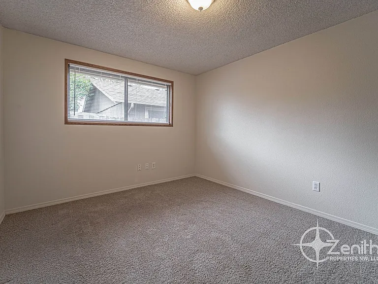 3018 NE 78th Ave — Photo 10