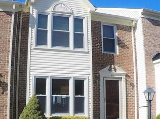 2760 Winston Ct, Woodbridge, VA 22191