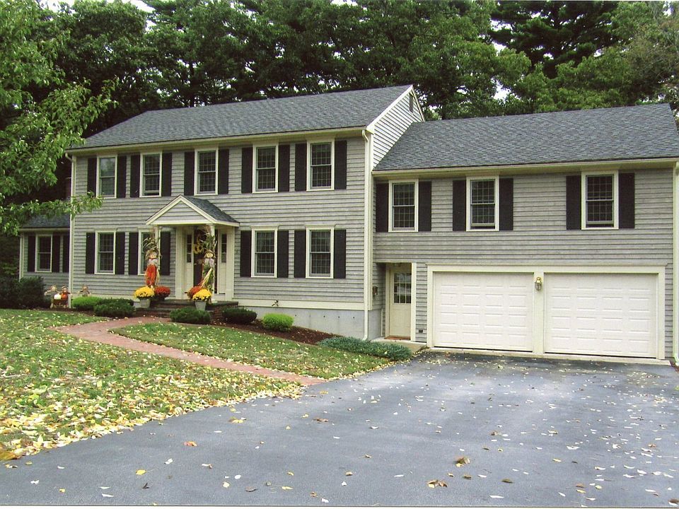 1st image of 31 Derek Dr