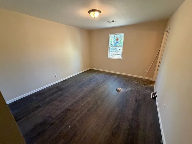 2355 Basswood Dr — Photo 9