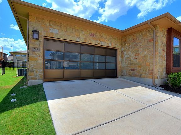 2nd image of 209 Gabriela Elyana Ct
