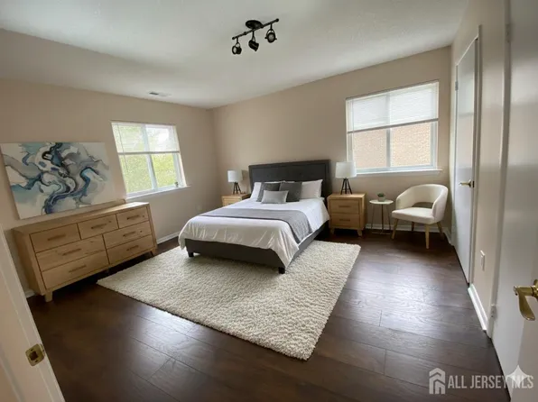 9002 Tamarron Dr, Plainsboro, NJ 08536