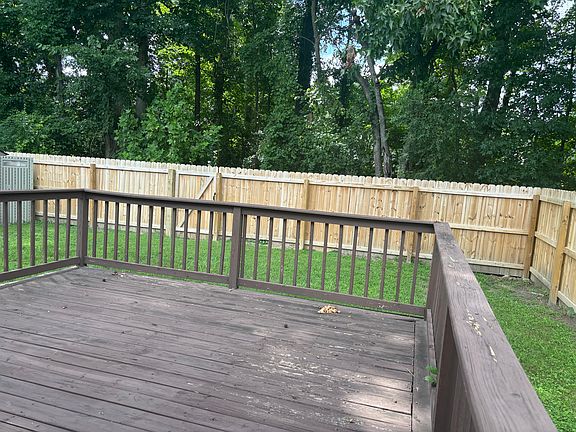 2nd image of 402 Westview Dr
