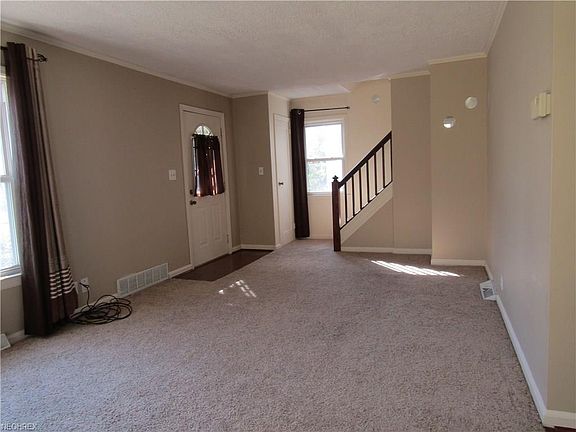 2nd image of 137 Hayes Ave