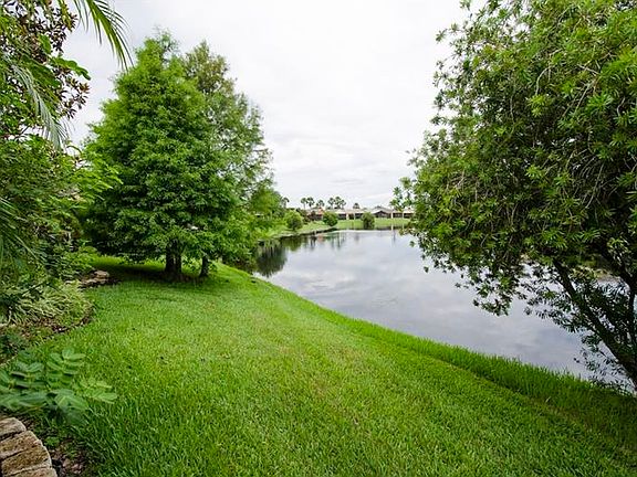3rd image of 214 Acadia Dr