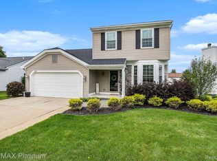 1707 Chelsea Cir, Howell, MI 48843