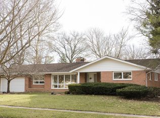 1005 Foothill Dr, Champaign, IL 61821