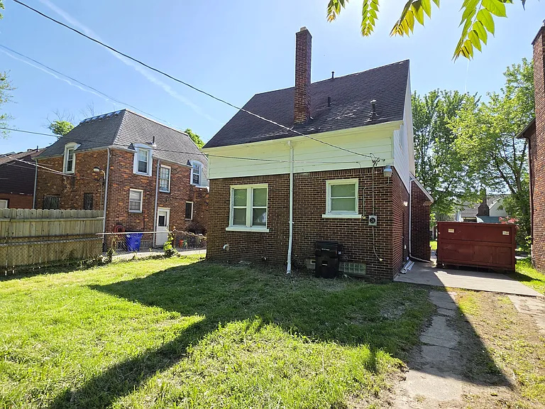 10006 Mark Twain St — Photo 23