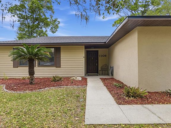 4th image of 7306 SW 17th Pl