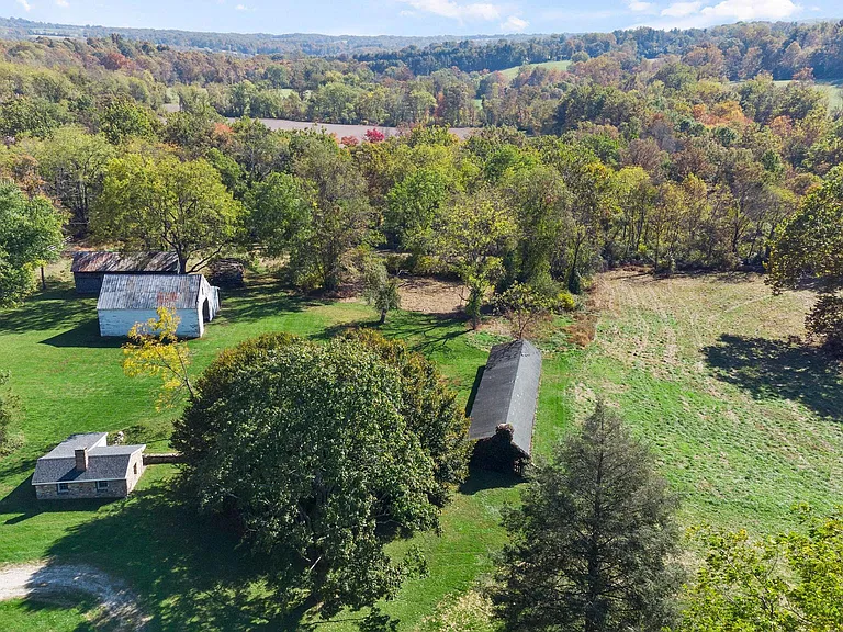 16131 Old York Rd — Photo 10