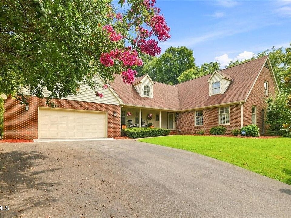 1st image of 710 Westhills Dr