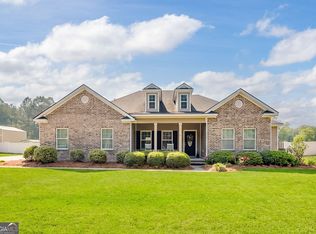 235 Zittrouer Rd, Guyton, GA 31312