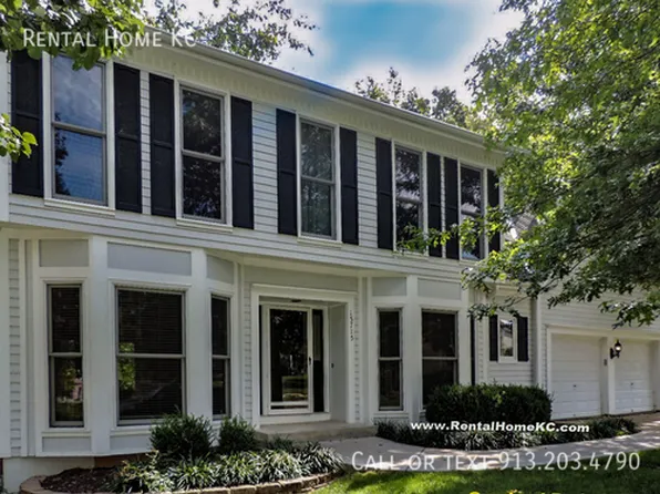 15715 Beverly St, Overland Park, KS 66223
