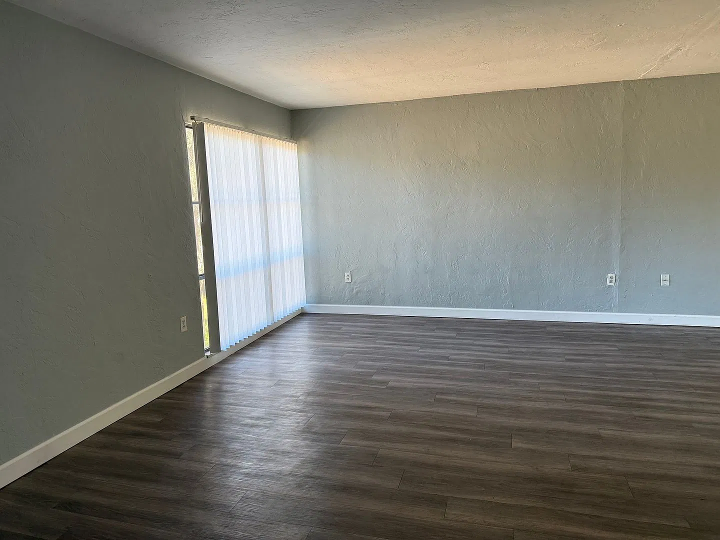 Affordable Gainesville Condo Near UF Great Location & Community Amenities — Photo 2