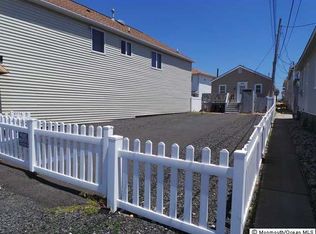 138 Ocean Ave, Point Pleasant Beach, NJ