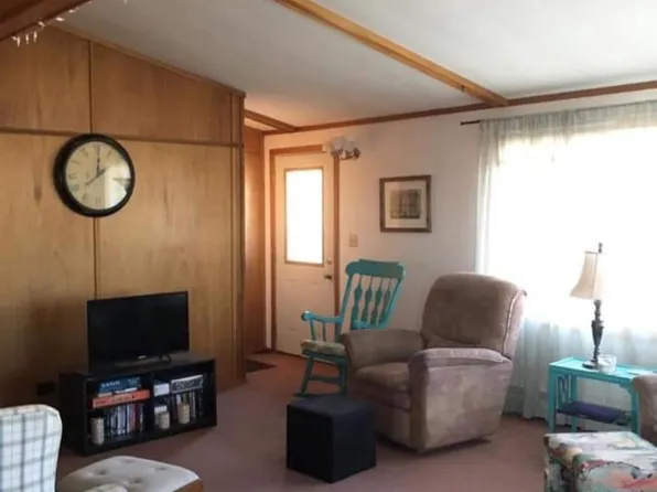 1910 Shelden Ave, Cedar Falls, IA 50613