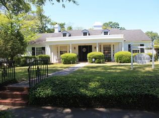 918 1st St SE, Moultrie, GA 31768