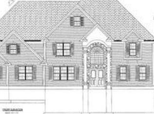 15 Stonewall Rdg, Newtown, CT 06470