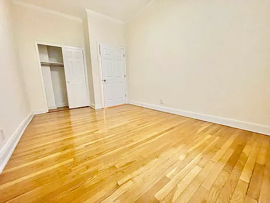 Rented by City Connections Realty | media 12