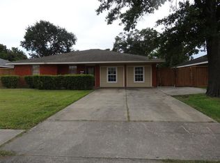 254 E Edgebrook Dr, Houston, TX 77034