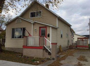 1408 22nd Ave, Menominee, MI 49858