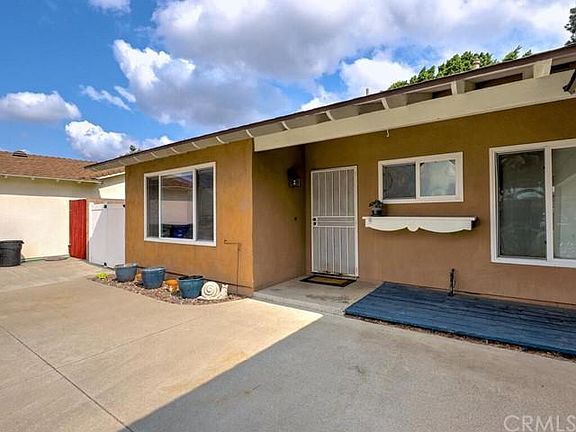 5th image of 8685 Carnation Dr