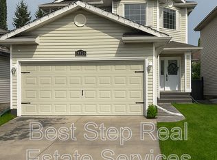 20120 46th Ave NW, Edmonton, AB T6M2X9