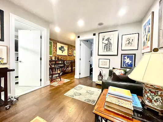 Rented by Pear NYC LLC | media 14