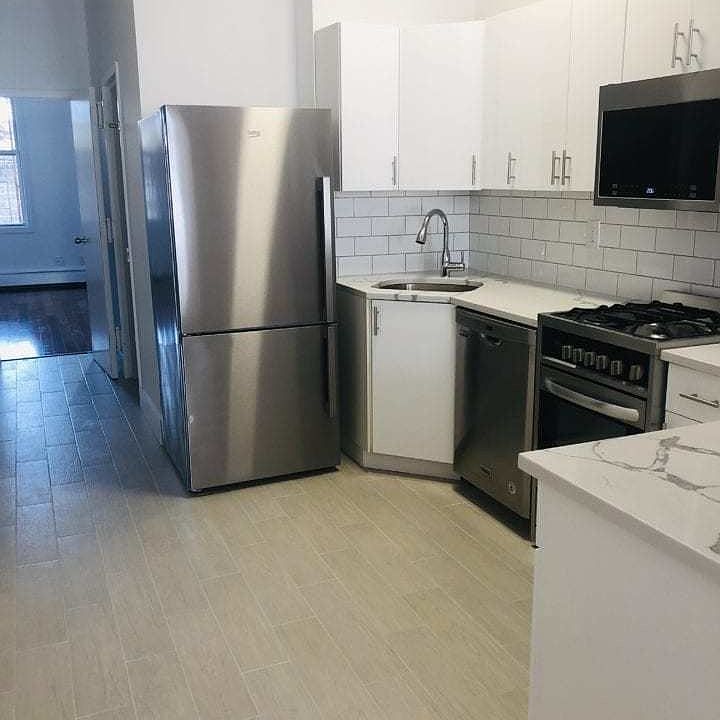 1st image of 10-37 48th Ave Floor 2