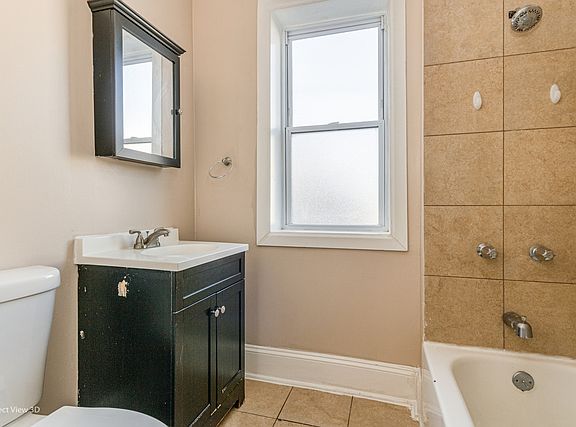 3rd image of 3733 N Saint Louis Ave APT 1R