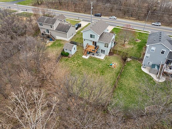 3rd image of 1118 SW Ankeny Rd