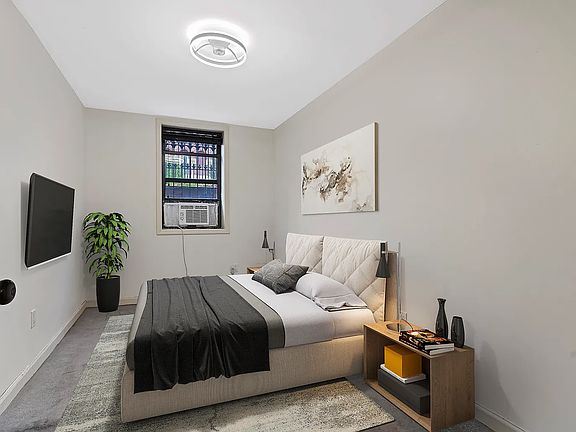 4th image of 111 Wolcott St #1