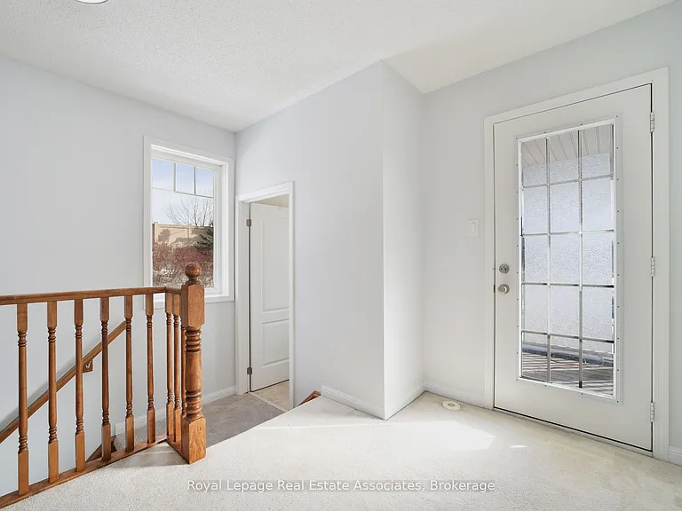 34 McCandless Ct — Photo 23