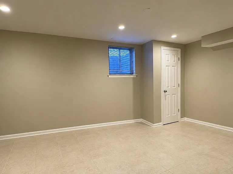 115 Chelsea Way — Photo 20
