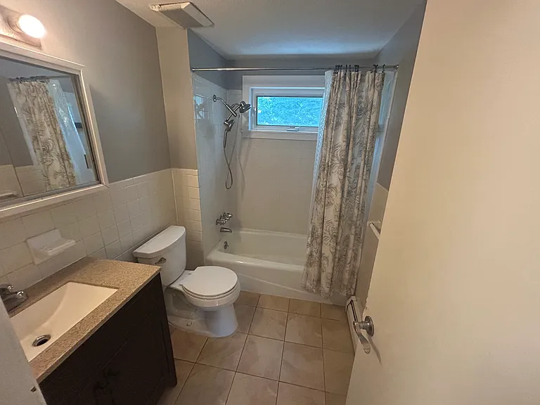 190 Stephens Ln #0 — Photo 4