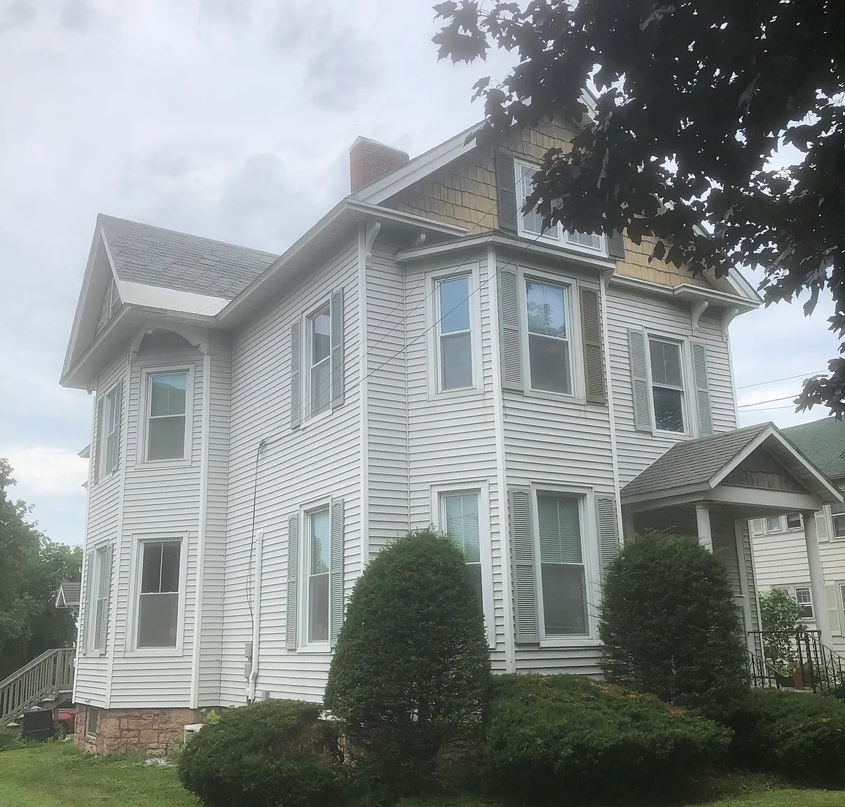 2 bed, 1200 sqft, $1,850 — Photo 1