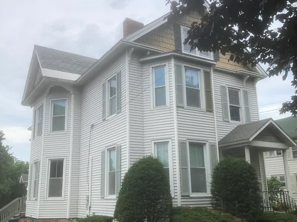 148 N Main St, Saint Albans, VT 05478