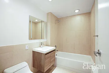 Rented by (Legacy) Elegran