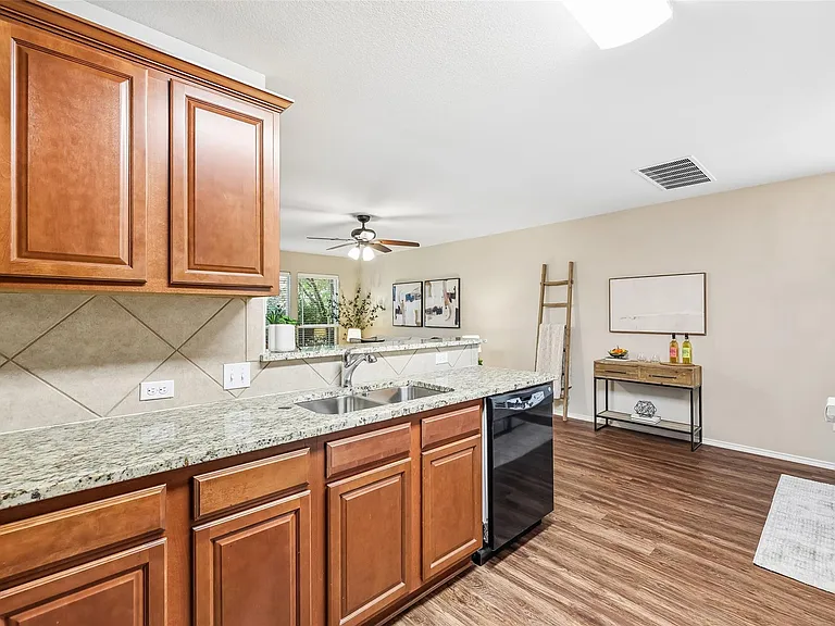 1808 Enchanted Rock Dr — Photo 12