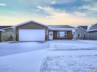 6827 Mulberry Dr, Summerset, SD 57718