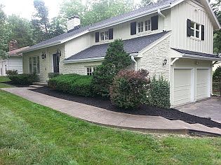 4th image of 10920 Oak St