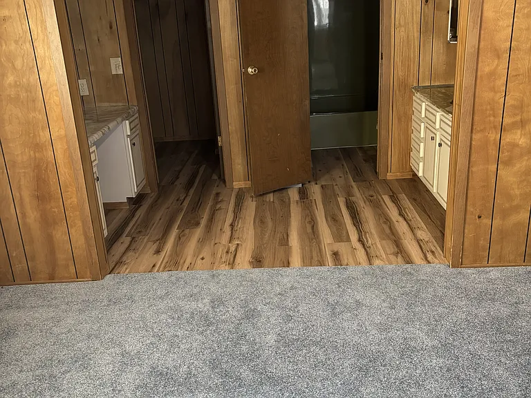 185 E Main St — Photo 6