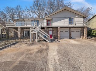 64 Mayfair Dr, Bella Vista, AR 72715