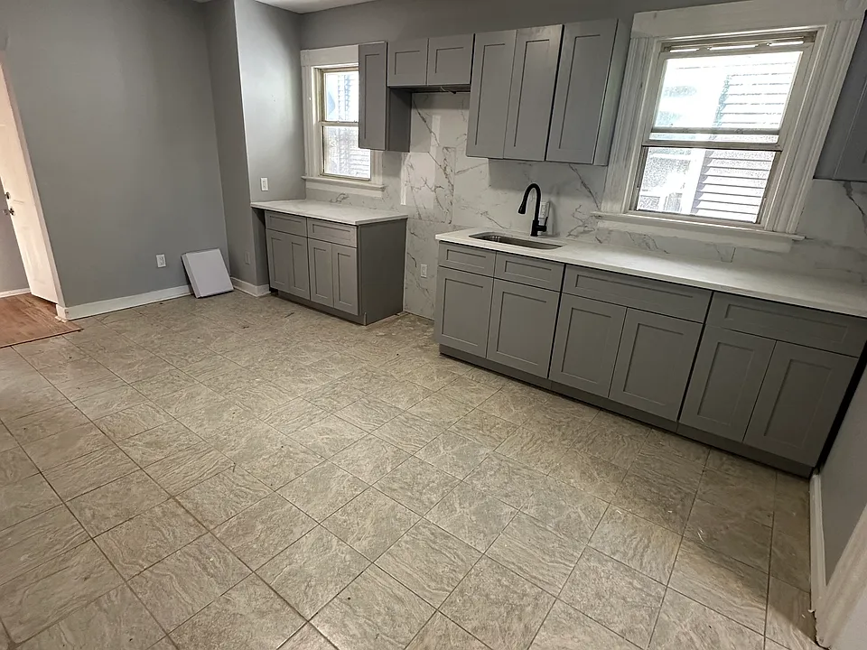 133 Plymouth St #2A