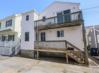 16-2 Perkins Ave, Hampton, NH 03842
