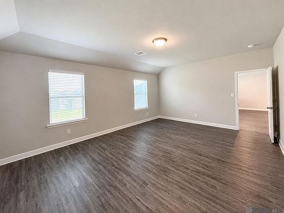 2nd image of 35512 Grovemont Dr
