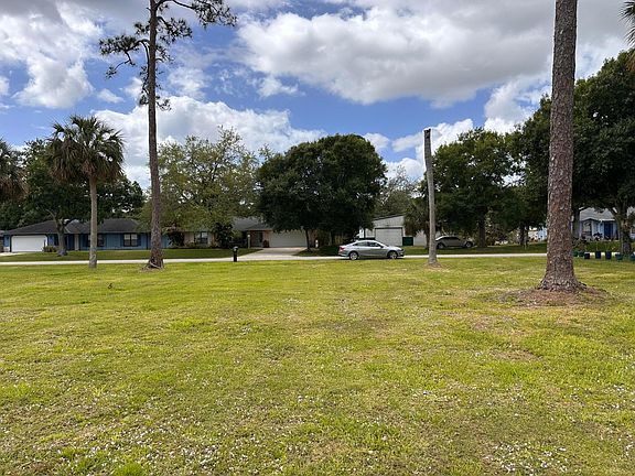4th image of 7902 Westmont Drive