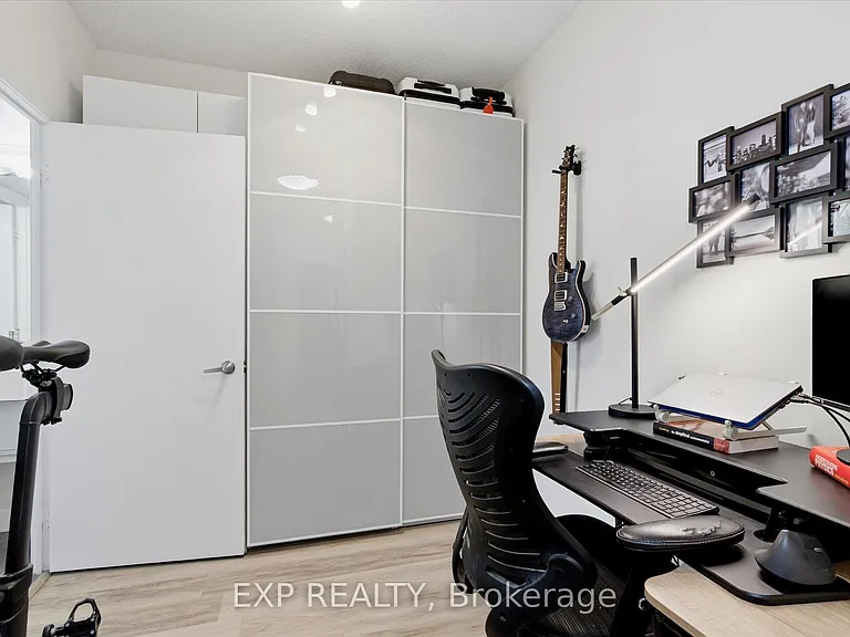 38 Dan Leckie Way #2103 — Photo 19